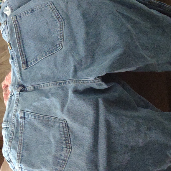 Jeans - Picture 4 of 4